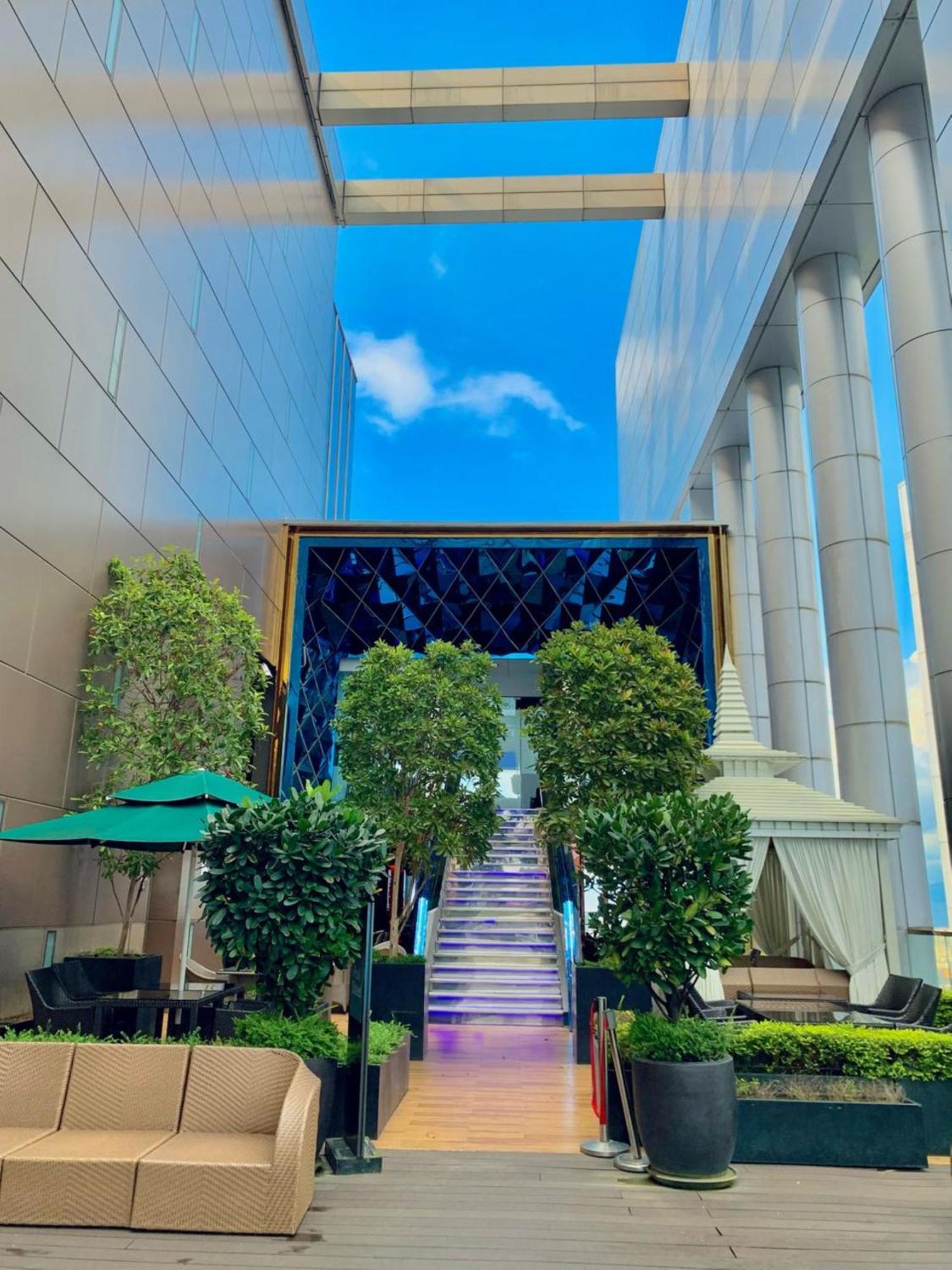 Platinum Klcc Family Apartment *